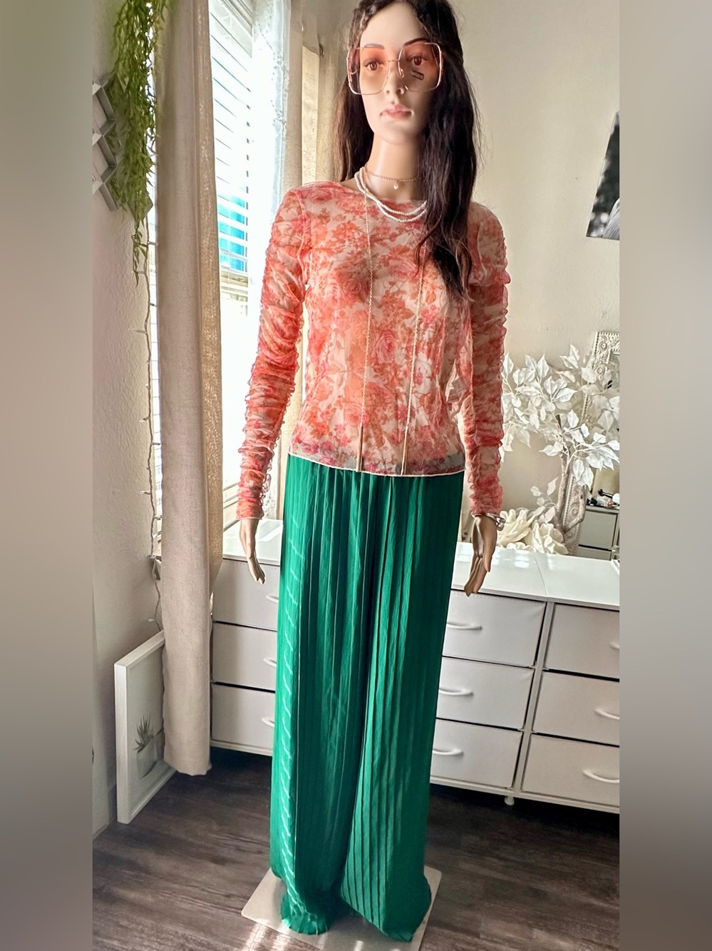 Zara Pleated Elastic-Waist Wide Leg Pleated Pants in Emerald Green